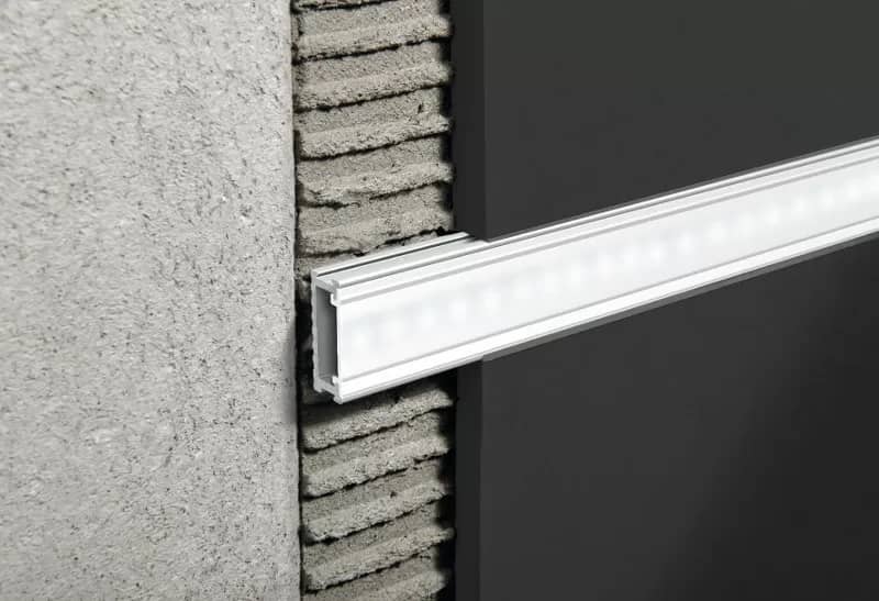 Монтаж профиля для LED-ленты — встраивание профиля в стену
